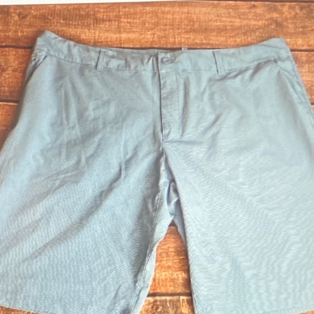 Hang Ten Men's Light Blue Flat Front Shorts